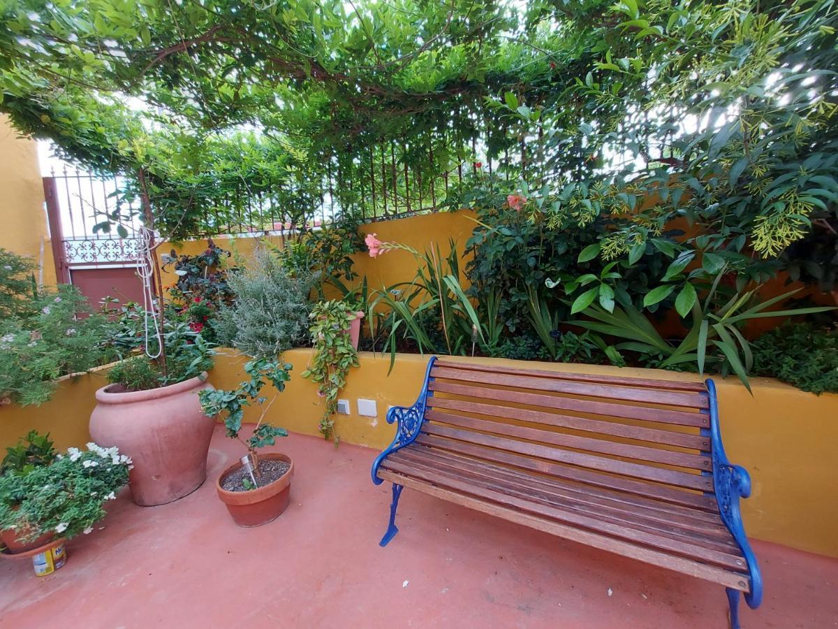 Casa Maestro Lelo - Acogedora Casa Rural Canaria Con Patios Y Jardines De Flores Las Palmas de Gran Canaria Exterior foto
